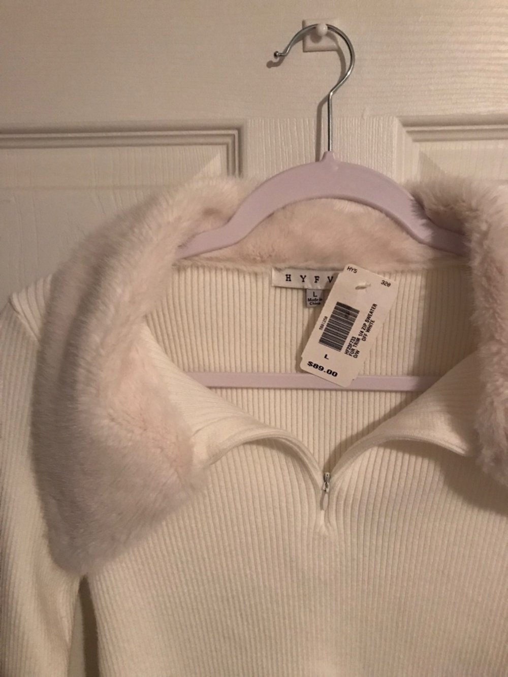 Sweater - Picture 3 of 5